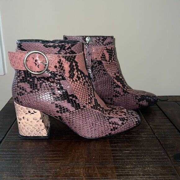 Freda Salvador Hendrix Boot - Picture 13 of 13